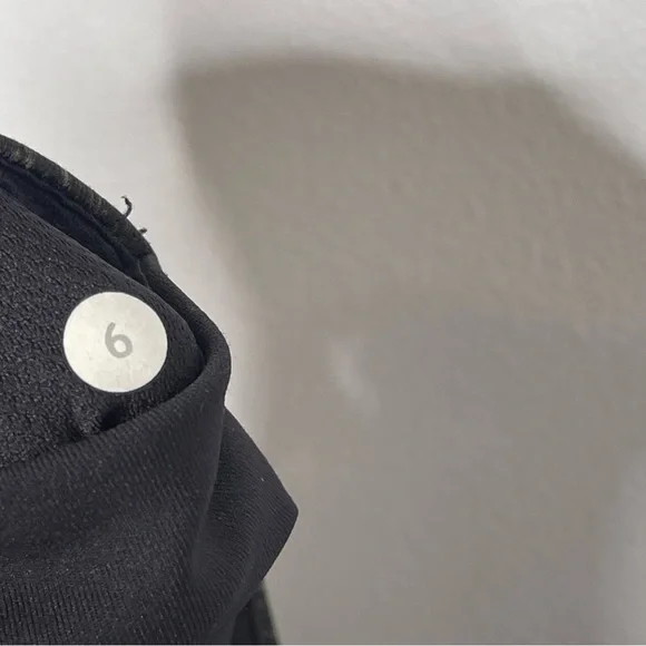 Lululemon Athletica Fresh Mesh Run Crop Leggings Size 6 - Picture 10 of 10